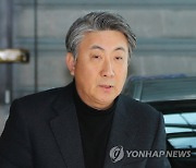 `방통위원장 내정설` 이동관 "카더라식 가짜뉴스 멈춰달라"