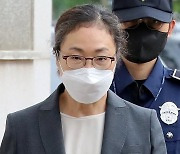 보석으로 풀려난 박희영 용산구청장, 내일 정상출근… 이태원 유족 “저지하겠다”