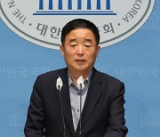 민주당 “이동관 자녀 학폭, 제2의 정순신···방통위원장 내정 철회하라”