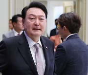 尹지지율, 2주 전보다 1%p 하락한 35%