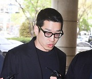 뱃사공, 오늘(8일) '불법 촬영·유포 혐의' 항소심 공판