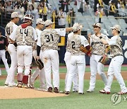 키움, 13-0으로 대승