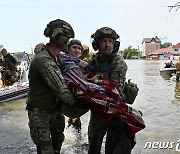 "댐 붕괴는 러 소행"…우크라 보안국, 러 병사 도청 녹취록 공개