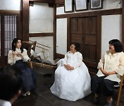 김건희 여사 ‘韓방문의해’ 첫 일정은 서천… “한산모시 알리겠다”