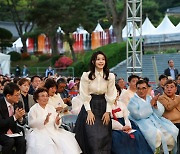 김건희 여사, '한산모시문화제 개막식'