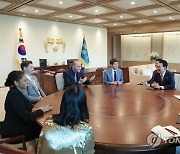 윤석열 대통령, 오픈AI 대표들 접견