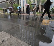 [오늘날씨] 주말 곳곳에 강한 비...돌풍·우박 조심