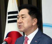 김기현 “이재명, 中대사엔 굽신…천안함장 면담은 거부?”