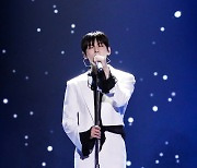 황민현 '감미롭게'[★포토]