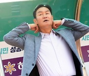 [b11 현장] 무승의 늪에 빠진 최용수 감독, "휴식기에 보완점 찾아 달라져야 한다"