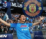 EPL 수비수 최고 이적료 먹튀의 떠나지 않을 결심.. 김민재의 맨유행에 또 다른 변수되나