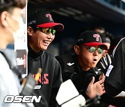 SSG 1.5G 추격, LG 염경엽 감독 "살아나는 김현수, 다음 경기 또 기대된다"
