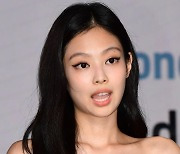 '배우 데뷔' 제니 마블 출연설…외신 "설희 역"vs YG "제안받은 적 없다" [TEN초점]