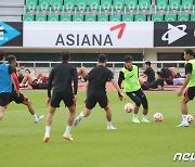 축구대표팀, 부산 구덕운동장서 담금질