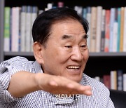 [단독] ‘친이계 좌장’ 이재오, 민주화기념사업회 이사장으로 검토