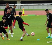 축구대표팀 소집훈련 구슬땀