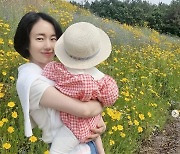 "행복한 시간"..이정현, ♥의사남편+돌 지난 딸과 첫 가족여행