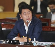 '특혜 채용' 의혹 선관위 자녀 10명, 면접관 절반이 '아빠 동료'