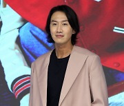 [포토]이광수, '버텨야 산다'