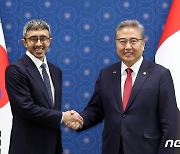 한·UAE 특별전략대화 첫 개최… "양국 간 새로운 협력 분야 모색"(종합)