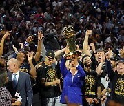 '오랜 기다림의 결실' NBA 덴버, 창단 56년 만에 첫 챔피언 등극. 에이스 요키치 챔프전 MVP 영광