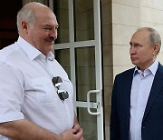 벨라루스 “러 핵무기, 침략 억지용…필요시 주저없이 사용”