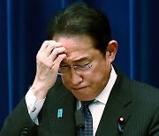 일본 총리 "2030년까지 마지막 기회"…저출산 대책 발표