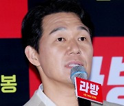 '라방' 박성웅 "사회적인 메시지 있는 작품···수요 없으면 공급 없다" [SE★현장]