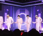 ‘더쇼’ VAV, 신곡 ‘Designer’ 무대 첫공개