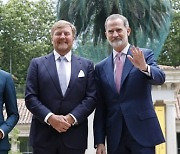 SPAIN NETHERLANDS DIPLOMACY ROYALS