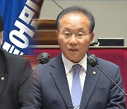 민주 의원 중국 방문 논란..."굴욕 외교" vs "협력 강화"