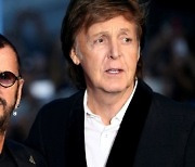 비틀스 마지막 곡 나온다...폴 매카트니 “AI로 존 레논 목소리 추출”