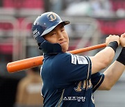 손아섭 2300안타, KBO 사상 3번째