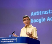 [팩플] 위기의 구글...EU도 "디지털 광고 팔면서 중개까지? 하나는 팔아라"