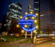 유로존 ECB, 기준금리 0.25%포인트 인상…연속 8차