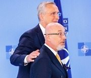 BELGIUM NATO DEFENSE MINISTERS MEETING