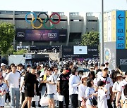 잠실엔 브루노 마스·(여자)아이들·야구 팬들로 인산인해