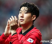 사우디의 제안 거절한 손흥민 "돈은 안 중요해…EPL서 하고 싶은 게 많다"