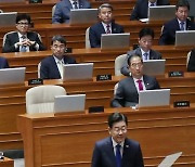 Lee Jae-myung’s Unscripted Game Changer: Will It Silence “Bulletproofing” Accusations and Trigger “Reforms”?