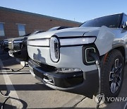 Rivian-Tesla Charging