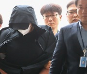 대구공항 상공서 항공기 출입문 연 30대 재판행