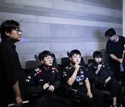 [LPL] 우지 vs RNG