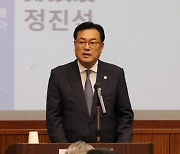 검찰, '노무현 명예훼손' 정진석 의원에 벌금 500만 원 구형