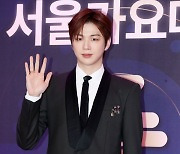 강다니엘 ‘스우파2’ MC 확정…스트릿 댄스 시리즈 인연 계속 [공식]