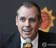 [NBA] “너무 흥분된다” 피닉스, 코칭스태프 구성 완료