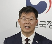 부모가 출생신고 안 하면 ‘사각’…힘 실리는 ‘출생통보제’