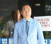 정장선 시장, 경찰 '제3자 뇌물수수' 혐의 시청 압수수색 결백 주장