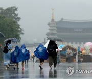 전국 구름 많고 곳곳 소나기…낮 최고 30도