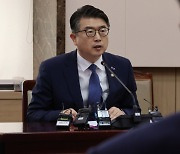 국세청·공정위 동원···떨고 있는 강남학원