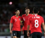 [현장 리액션] "한국 주장은 중국 가지 않아" 되새긴 손흥민, 기성용도 응원 "EPL서 좋은 모습 보여줄 거야"